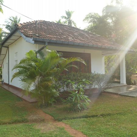 Keshan Villa Тангале Екстериор снимка