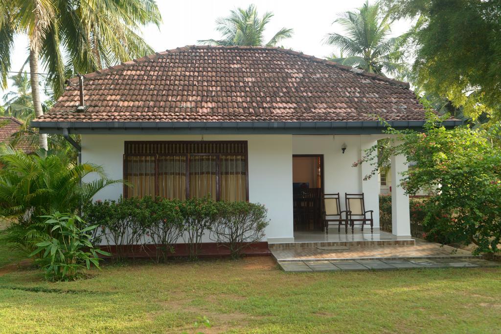 Keshan Villa Тангале Екстериор снимка