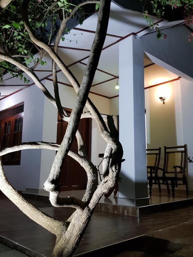Keshan Villa Тангале Екстериор снимка