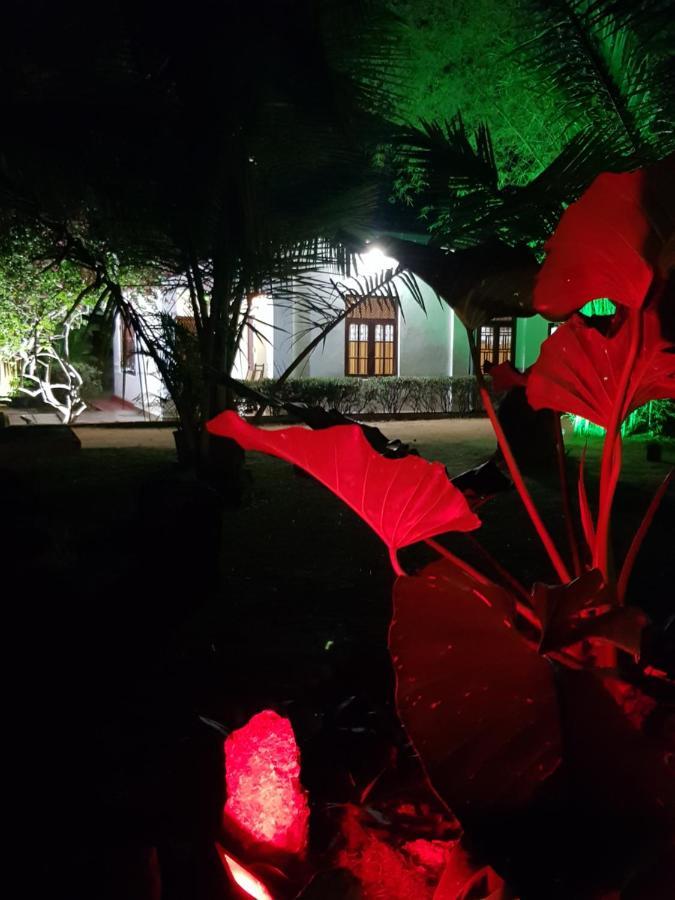 Keshan Villa Тангале Екстериор снимка
